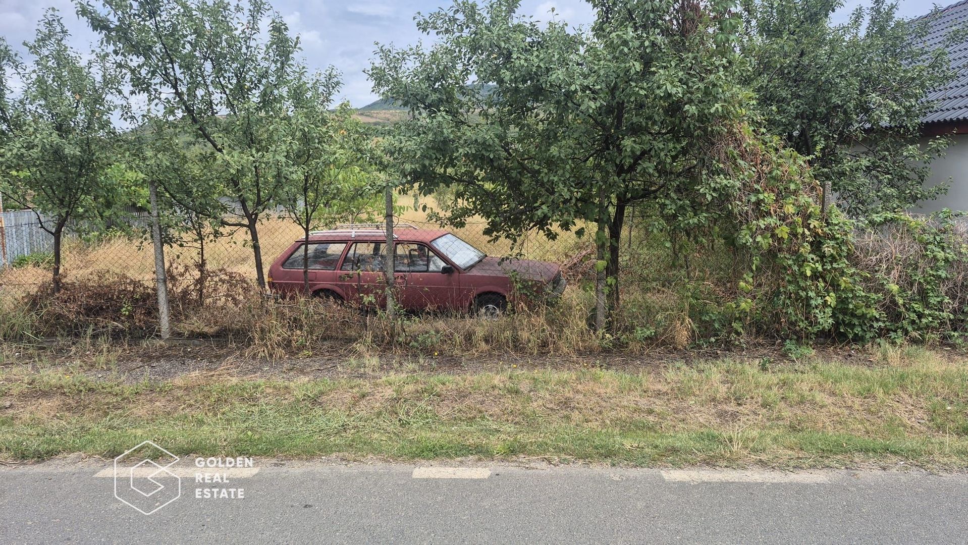 Teren intravilan, 1875 mp, comuna Ghioroc - Poză 1