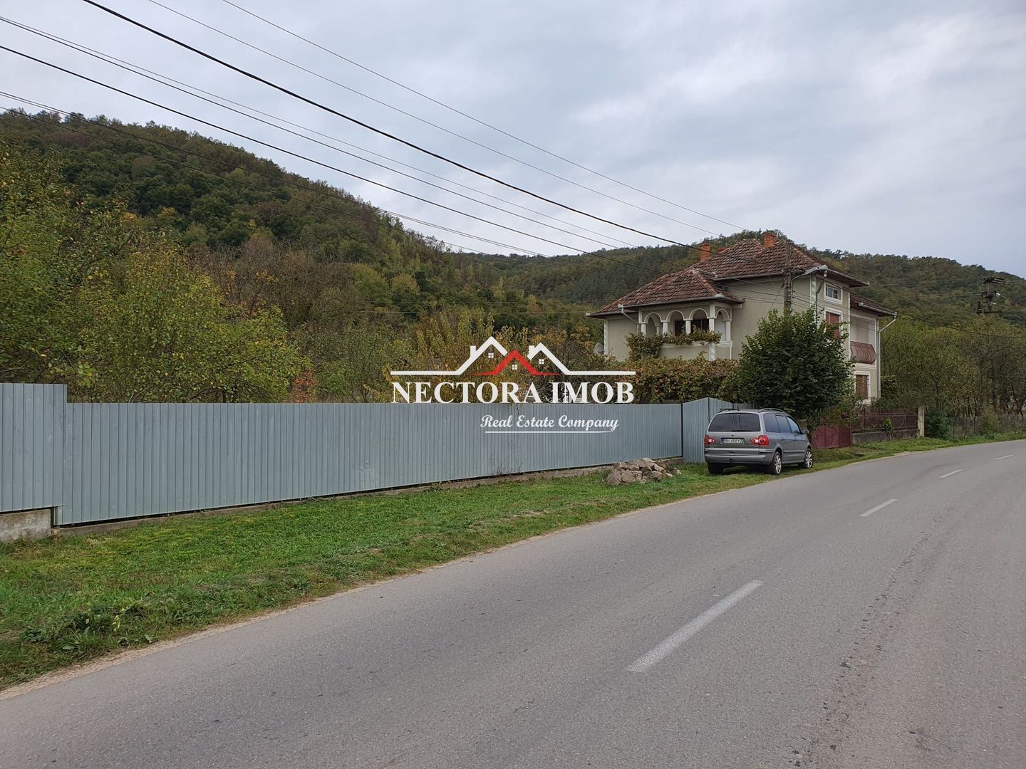 NECTORA IMOB Exclusivitate-Casa cu etaj tip Pensiune, 2300 mp, Soimi - Poză 2