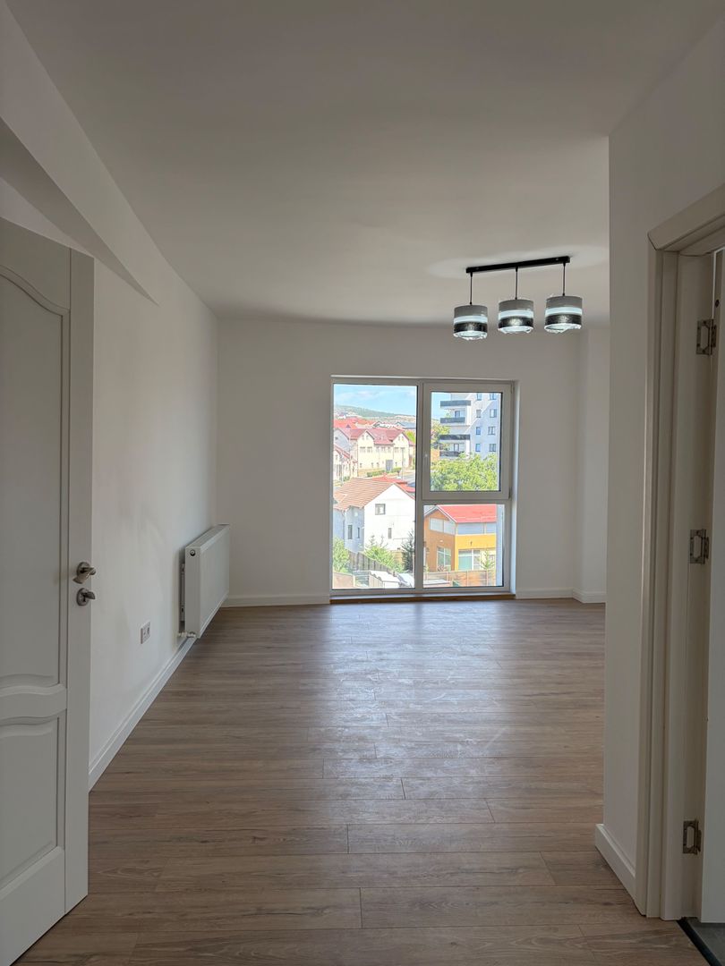 Apartament spatios | 102 mp | 3 dormitoare | parcare | C. Baciului - Poză 5