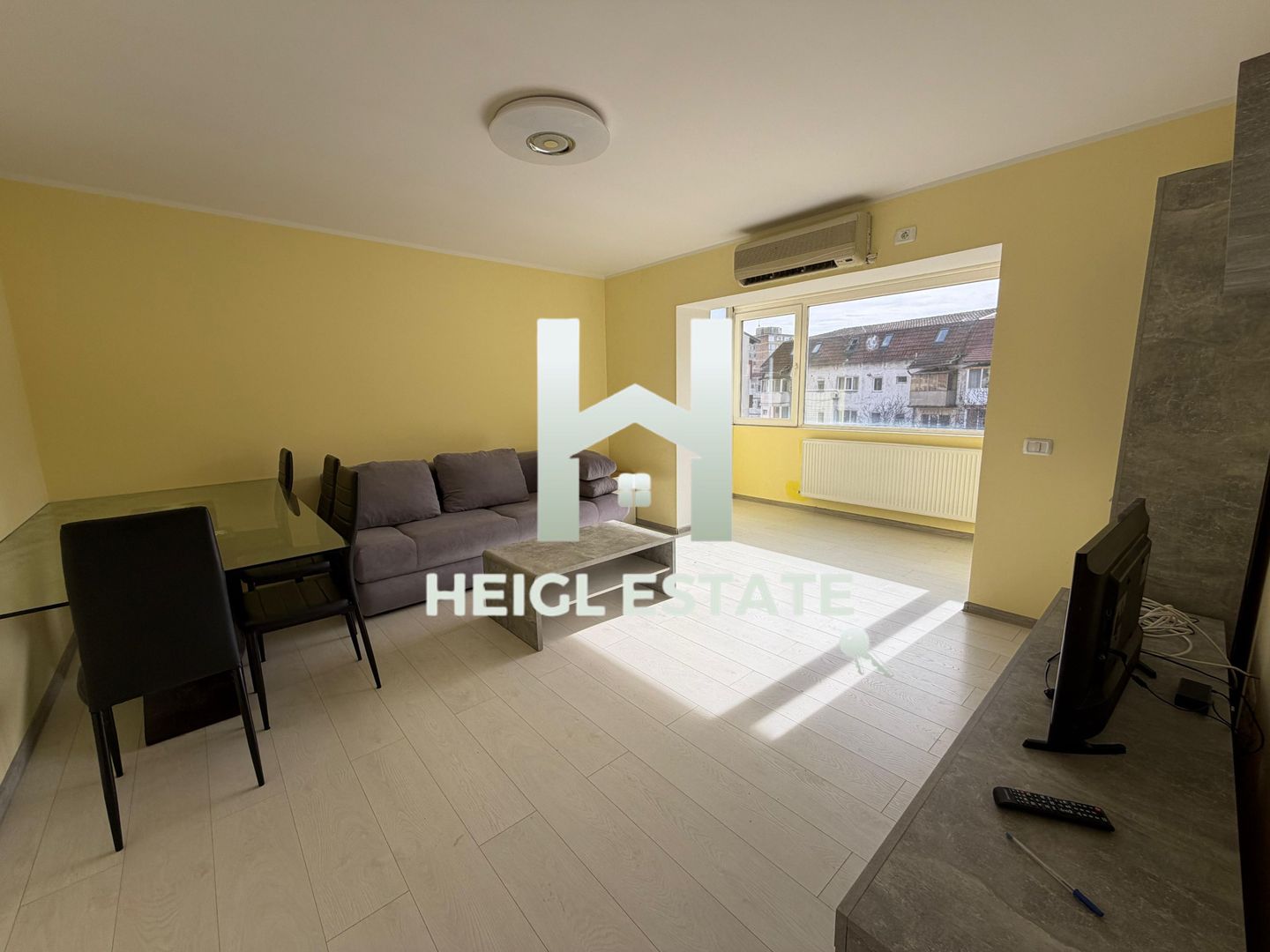 Apartament decomandat cu 3 camere si 2 balcoane in zona Sagului - Poză 2