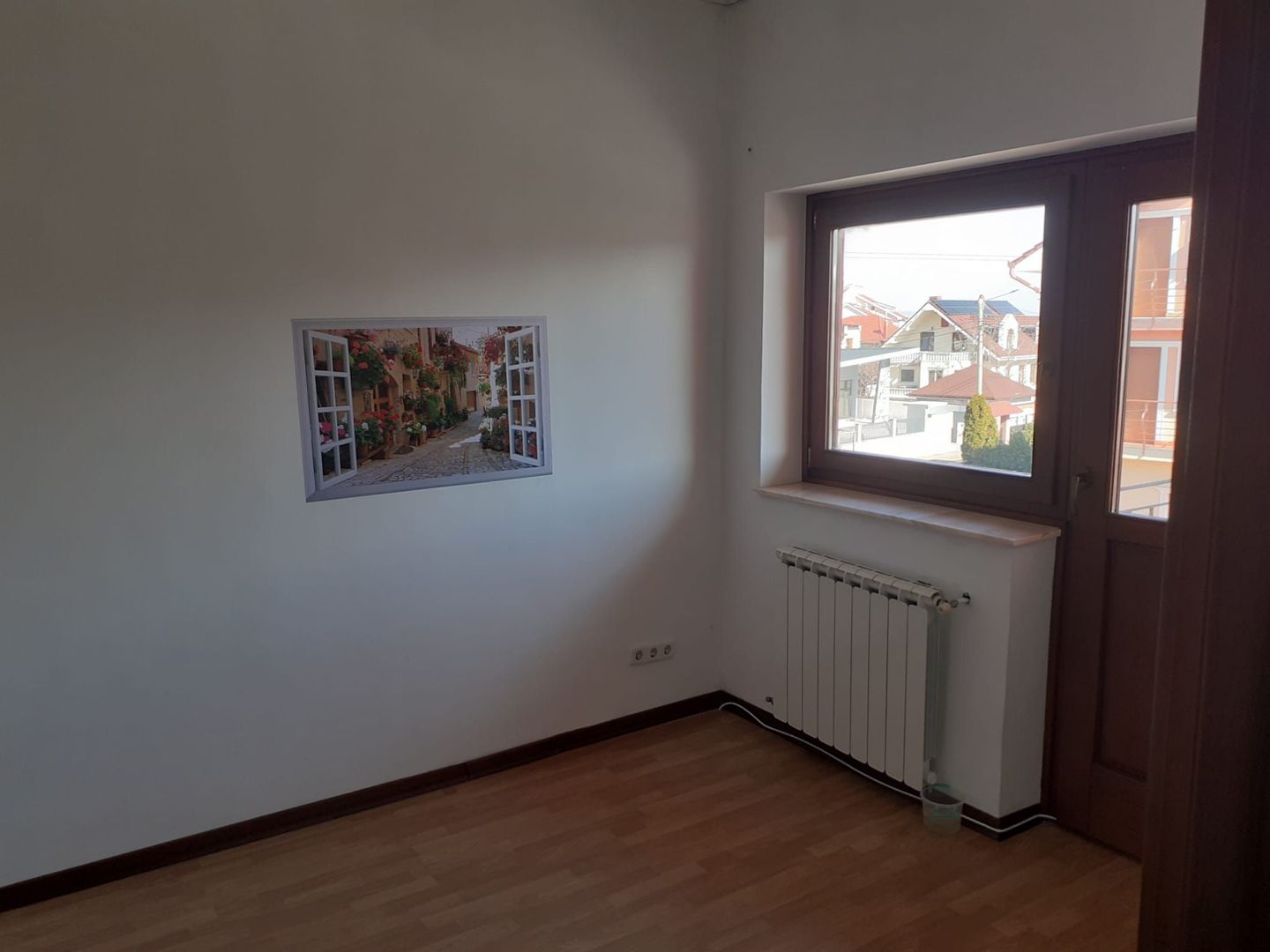 Casa insiruita, 2 dormitoare, garaj, Sanmartin. 120 000 E. Comision 0. - Poză 12