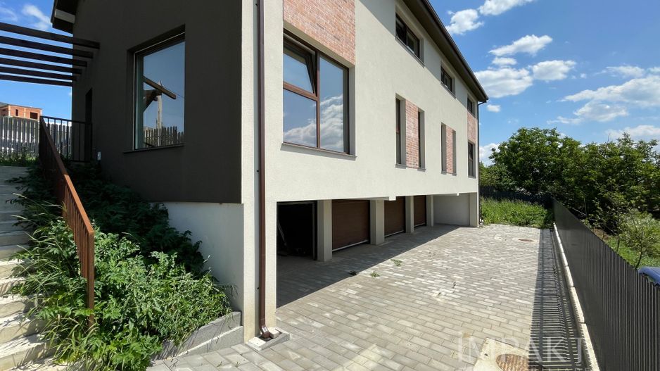 Duplex modern de vanzare in zona Auchan Iris! - Poză 1