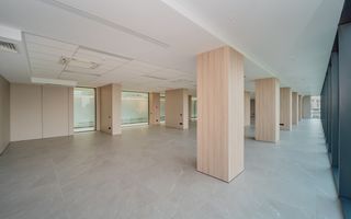 SPRE CHIRIE SPAȚIU COMERCIAL PENTRU BIROU | OFICIU 130 m2 Premium Location Bussines | Chișinău ,Centru ,Str.Bul.Ștefan Cel Mare și Sfânt , 115/1 - Poză 5