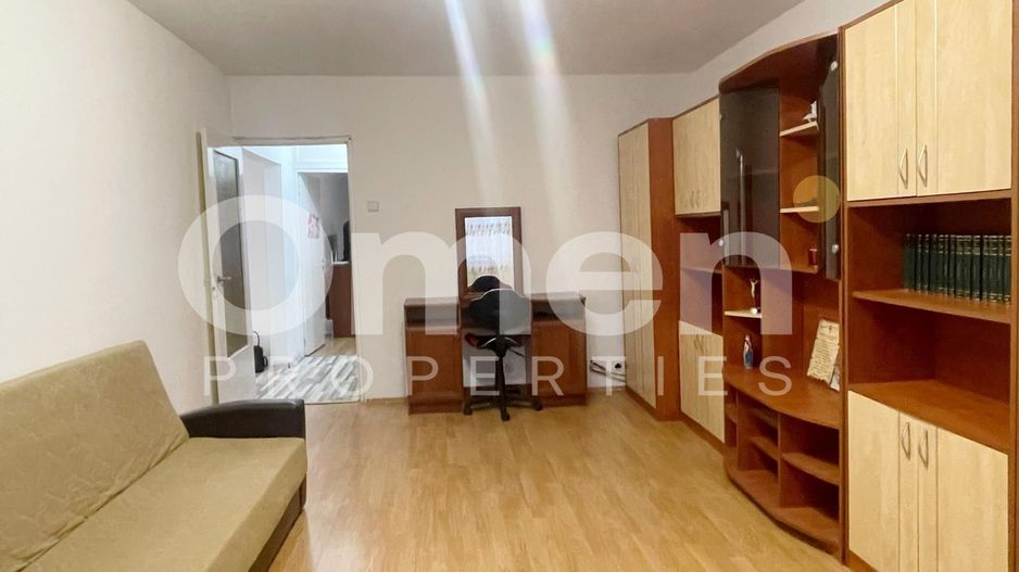 Apartament cu 2 camere de vanzare - Zona Hotel Europa - Poză 3