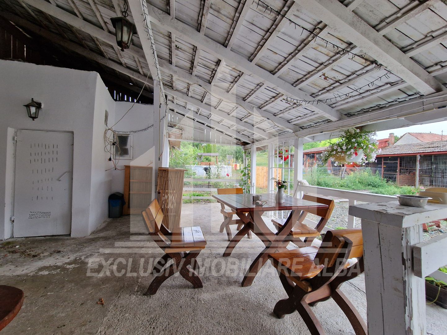 Casa de vanzare cu 2000mp de teren in Ciugud - Poză 9