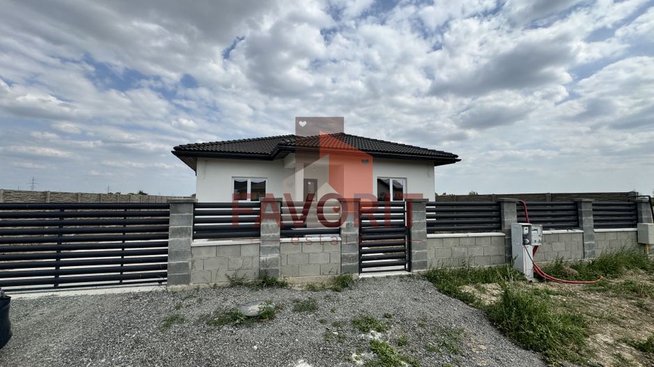 Casa Individuala in Mosnita Noua | 3 dormitoare + 2 bai | Teren Generos - Poză 1