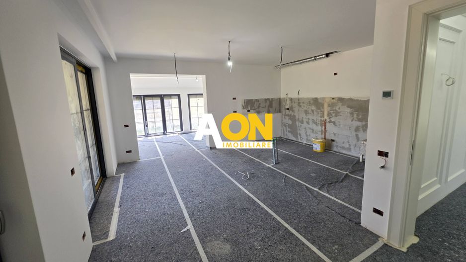 Casă nouă, impozantă,  6 camere, 1346 mp teren, Bărăbanț - Poză 16