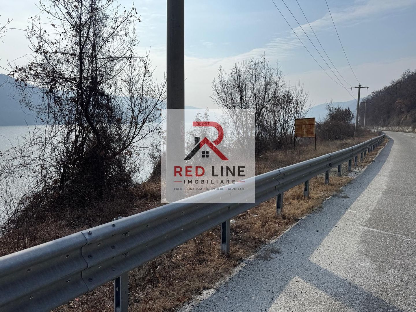 Teren intravilan Dubova - la Dunare - Poză 3
