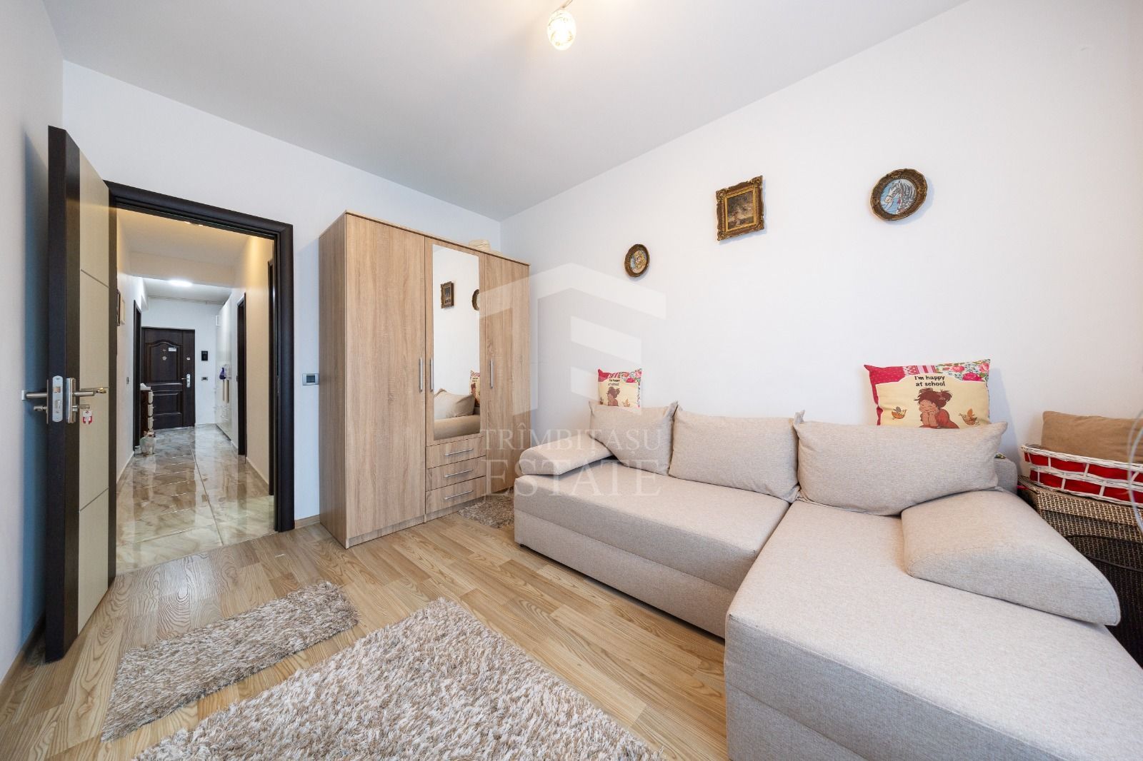 CORESI - Isaran | 3 camere 82 mp loc de parcare si boxa - Poză 16