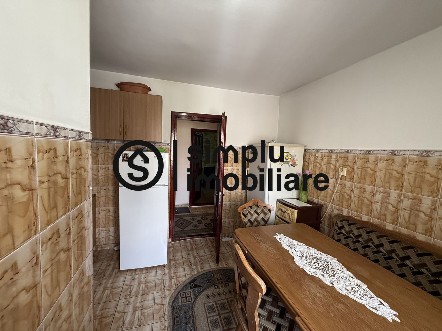 3 decomandate, etaj 2/4, centrala termica, Rovine - 157 000 Euro - Poză 8