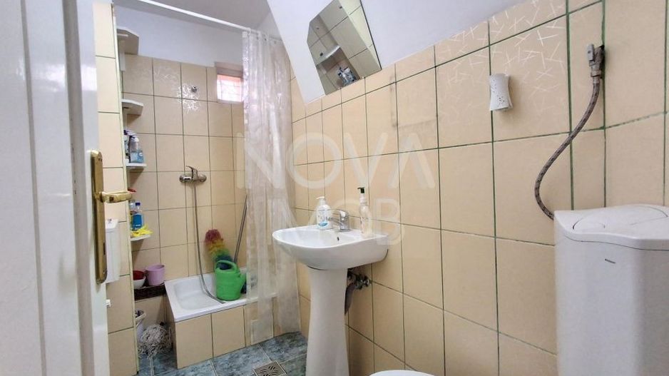 Apartament 4 camere de vanzare, Central - Poză 5