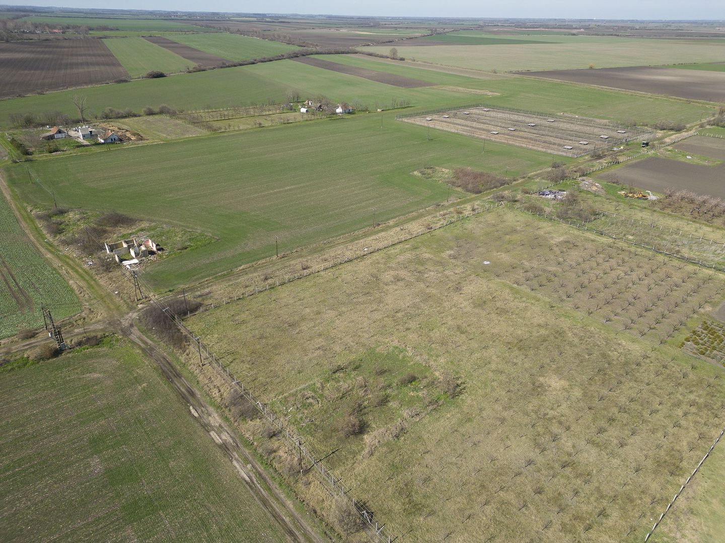 Teren intravilan de 1400 mp în Battonya - Poză 9