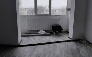 🏡 Apartament 2 camere  dec | Micro 13 | Etaj 4/5 | 55 mp totali ,liber - Poză 4