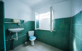 CASĂ CU TEREN 262 MP ȘI SPAȚIU COMERCIAL – SECTOR 4, BUCUREȘTI - Poză 27