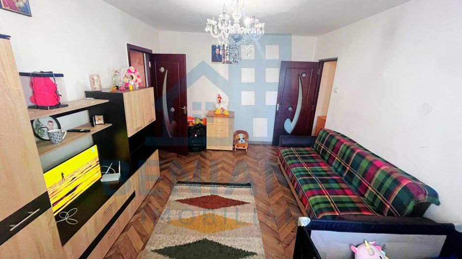 Apartament 2 camere semidecomandat Noua 41mp etaj 2 Brasov - Poză 2