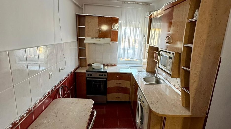 Apartament cu 2 camere de inchiriat in zona Cetate Alba Iulia - Poză 5