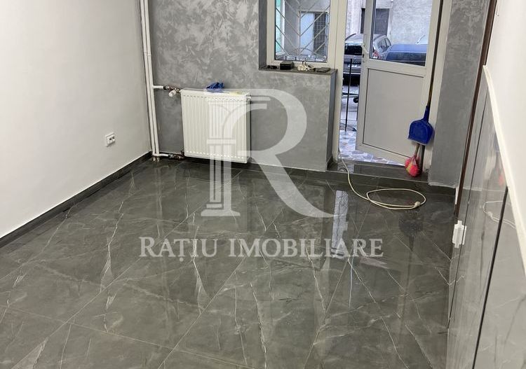 Inchiriez spatiu comercial - Poză 1
