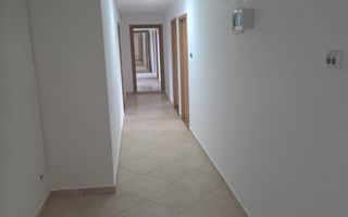 Etaj de inchiriat/ camere+ bai/bucatarie/spalatorie - Poză 3