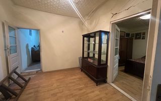 Casuta batraneasca cu teren 184 mp - Poză 9