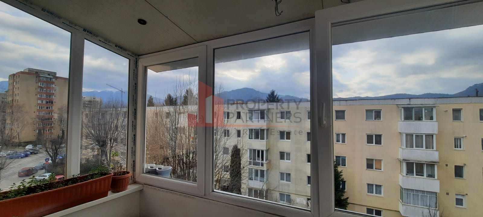 Apartament 3 camere Astra Brașov - Poză 1
