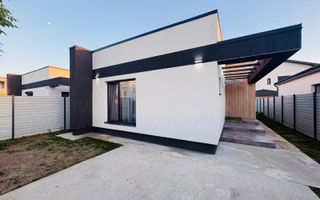 Casa Comuna Berceni - Poză 1