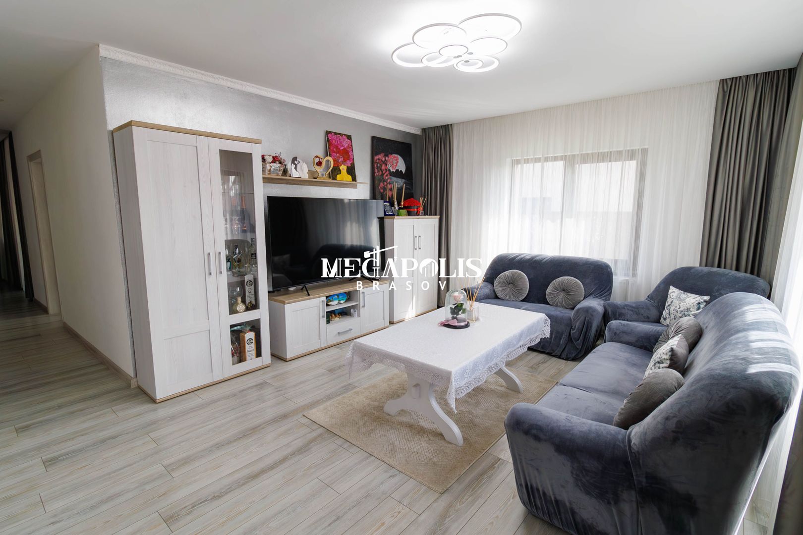 Casă spațioasă 4 dormitoare Sânpetru, 500 mp teren, mobilată complet - Poză 7