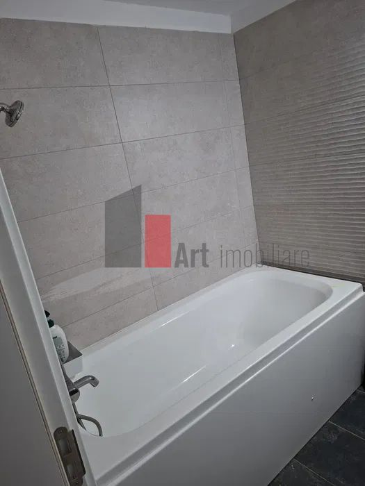 De vânzare – Apartament tip studio, 2 camere, cu loc de parcare subteran și boxă - Poză 5