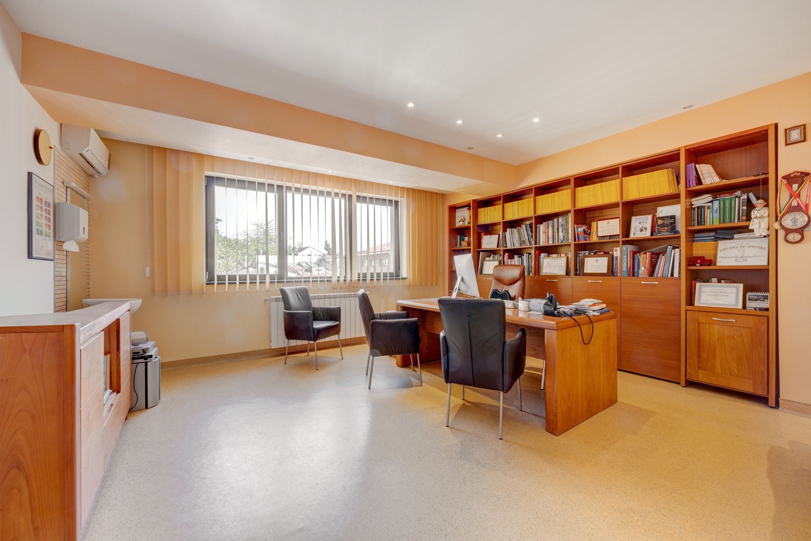 APARTAMENT CU UTILIZARE MEDICALA | OFFICE | REZIDENTIAL | DOROBANTI - Poză 1