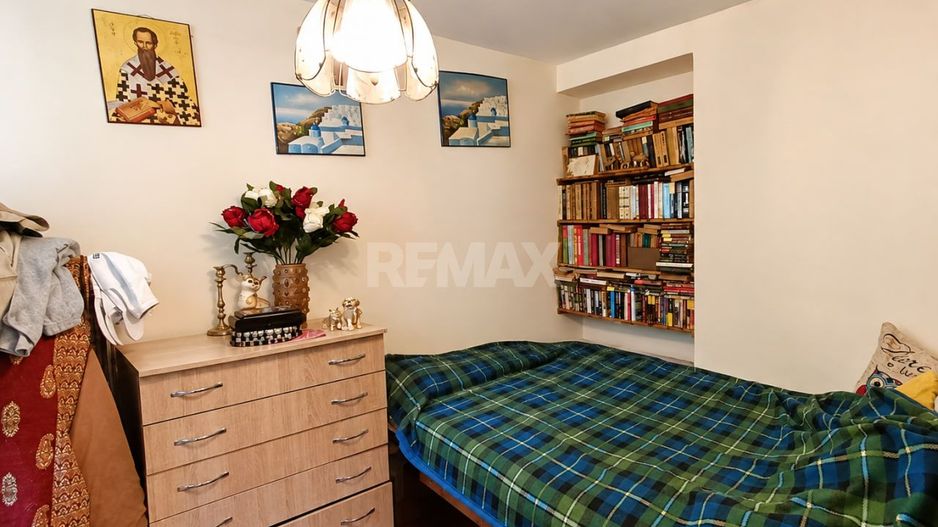 Strășeni.  Apartament la sol cu 3 dormitoare + living, teren și garaj. - Poză 18