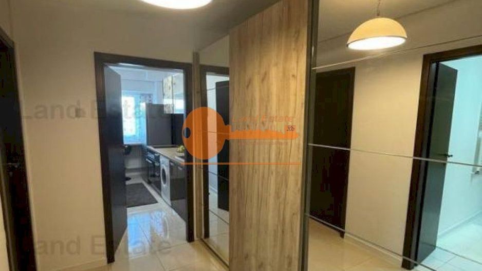 Studio Modern Timpuri Noi ( 3 minute metrou si Facultatea de drept ) - Poză 3