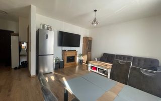 Apartament 3 camere--Turnisor | Decomandat | Balcon 10 mp | Parcare privata - Poză 4