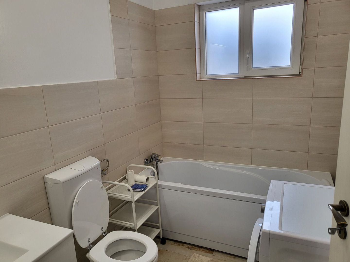 Duplex de închiriat în Mosnita Noua - Poză 9