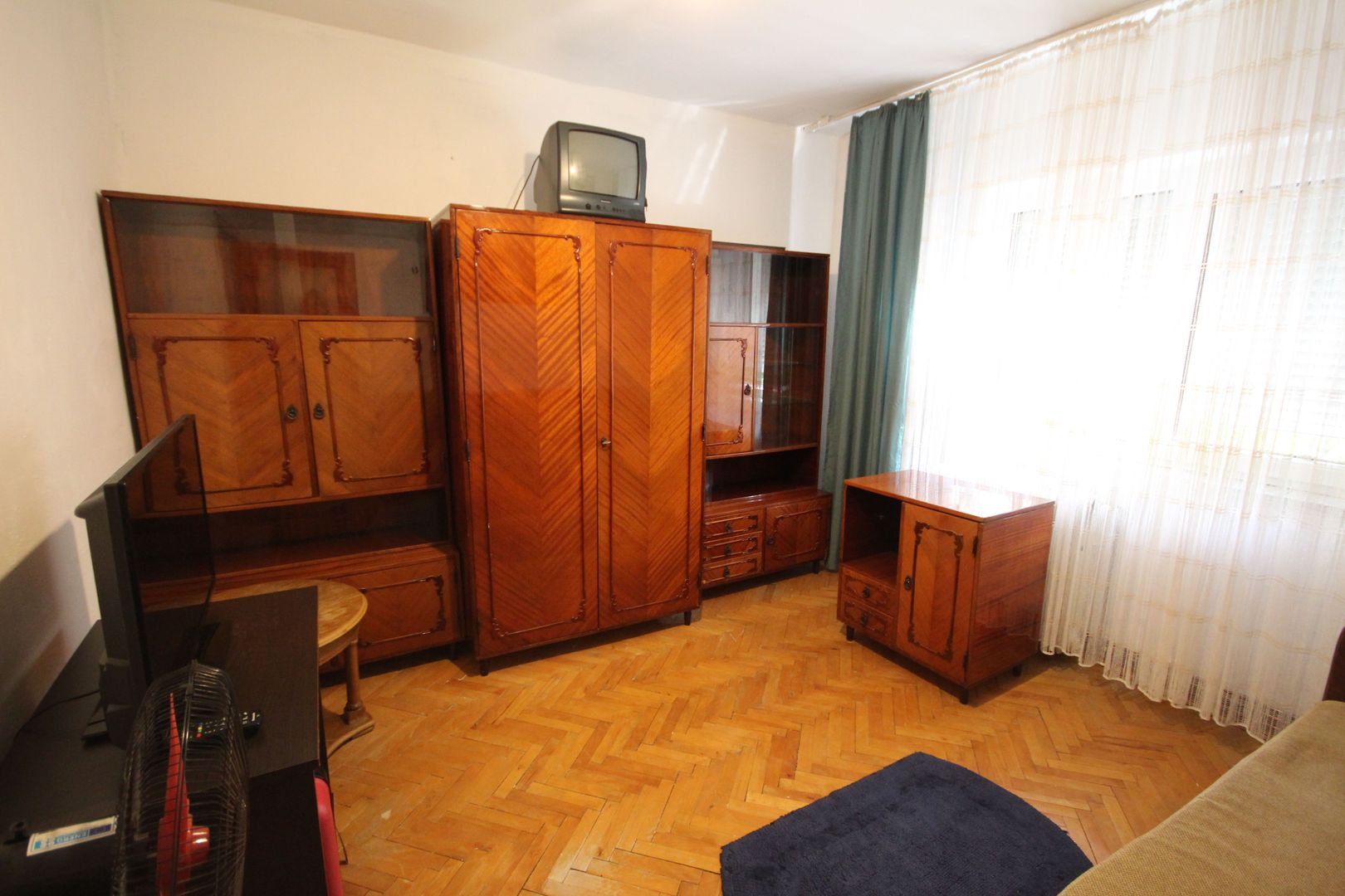 Decomandat in zona Girocului - Poză 5