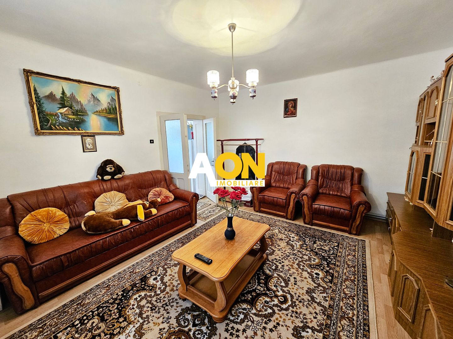 Casa cu 2 corpuri de cladire, 744 mp teren, toate utilitatile, Micesti - Poză 8