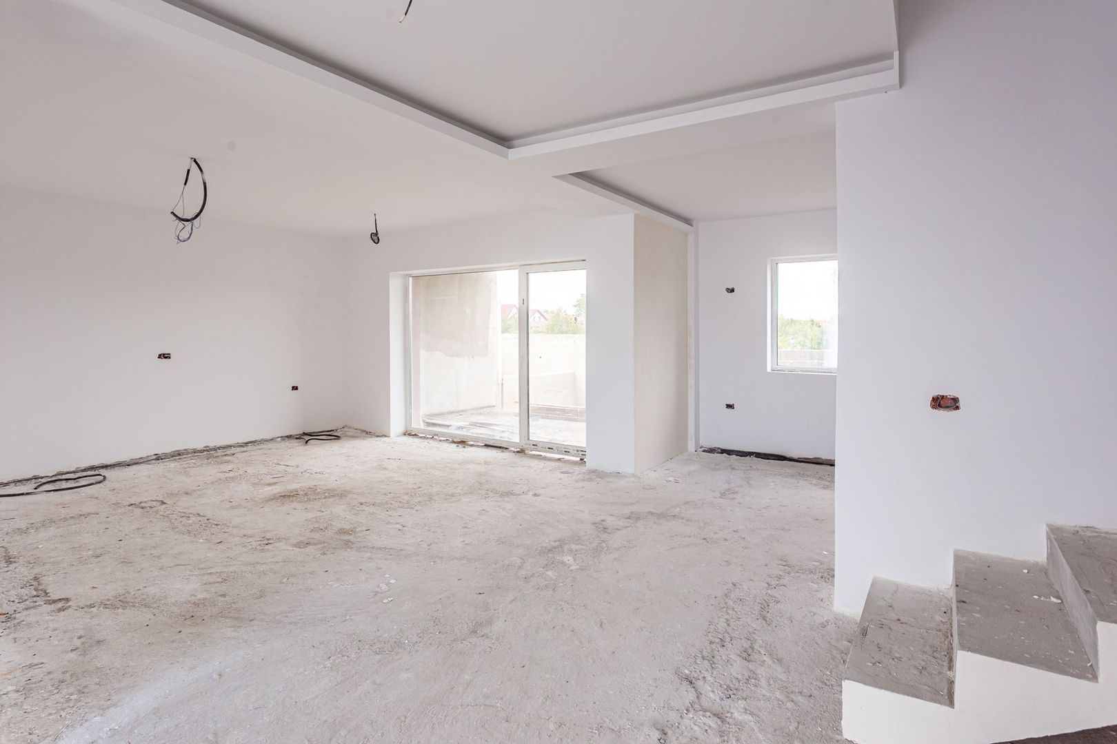 Casă nouă înșiruită, cu 5 camere, la gri, în Livada - Poză 3