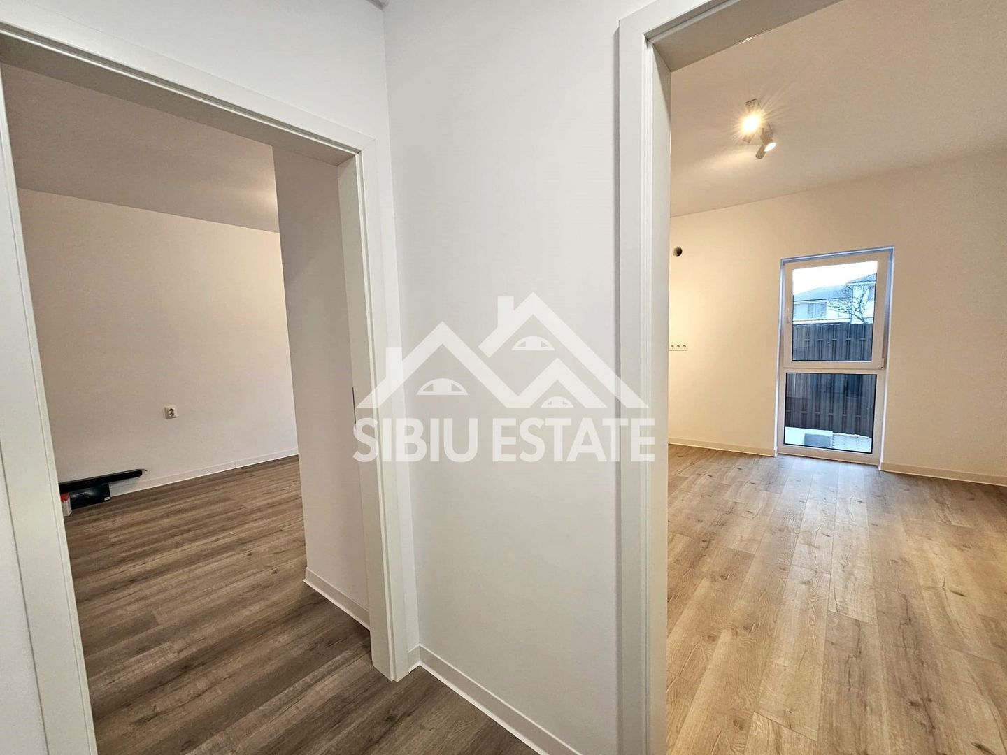 Apartament 2 camere etaj 1, decomandat clasic - Poză 12