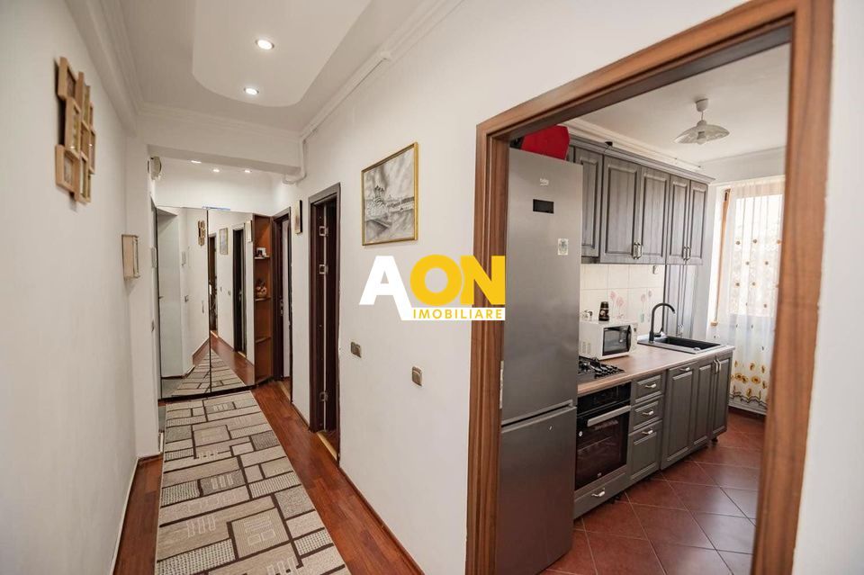 Apartament 3 camere, etaj 3, + boxa la subsol, ultracentral - Poză 4