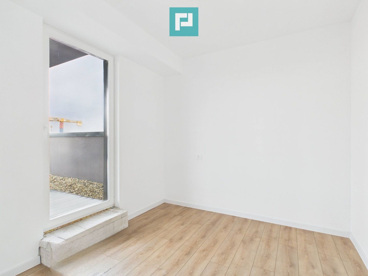 3 camere PREMIUM, terasă 22 mp, etaj 8 - Poză 13