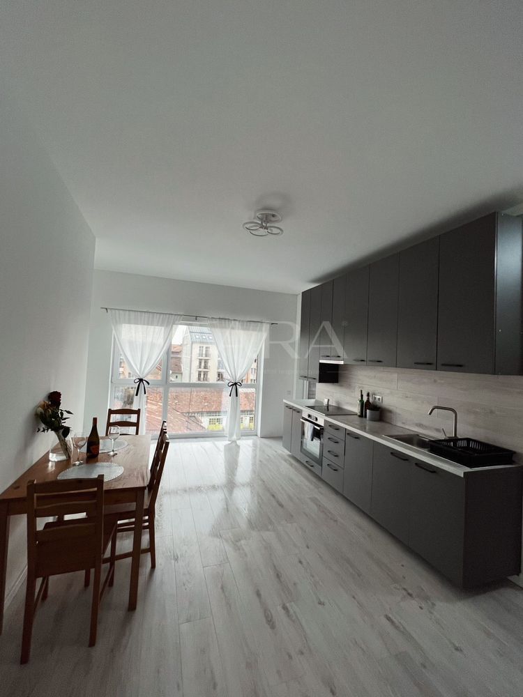 Apartament modern cu 3 camere, 2 logii, etaj 2, Central. - Poză 2