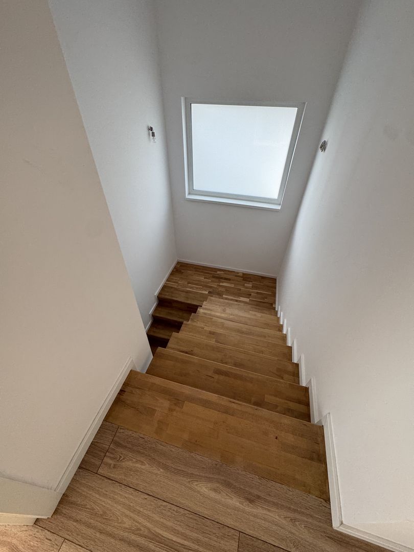 Vila moderna P+1, 150m2 si 320 curte cu POMPA DE CALDURA - Poză 10