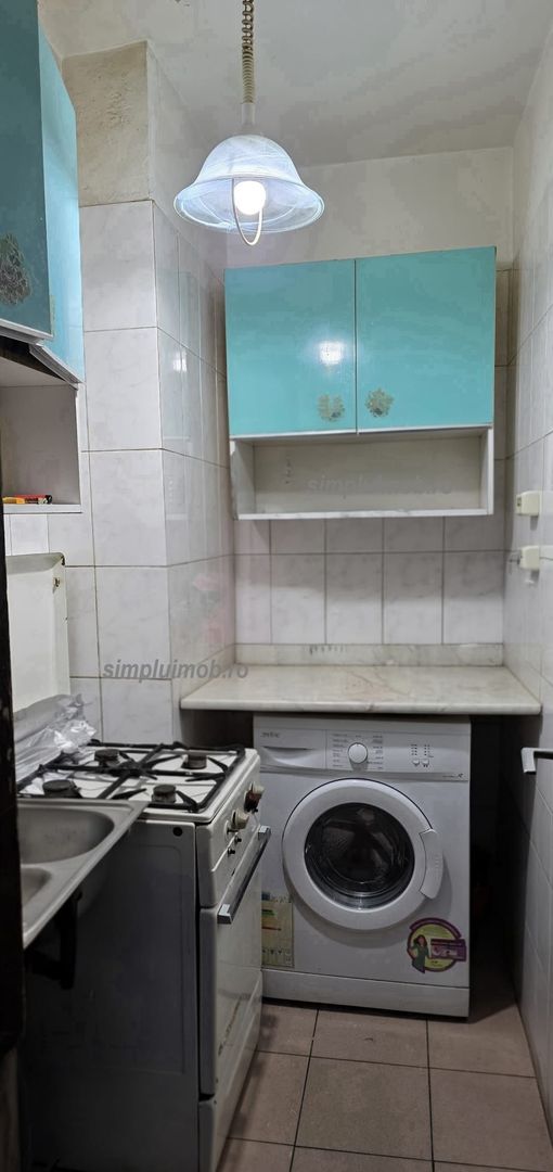 Metrou La 2 Minute Garsoniera Etaj Intermediar - Poză 3