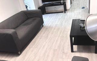 Vand apartament  3 camere - Poză 1