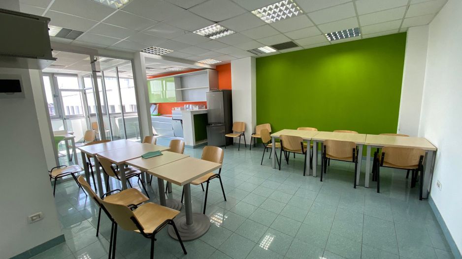 Spațiu de birouri de 300mp de închiriat în zona Centrala - Poză 1