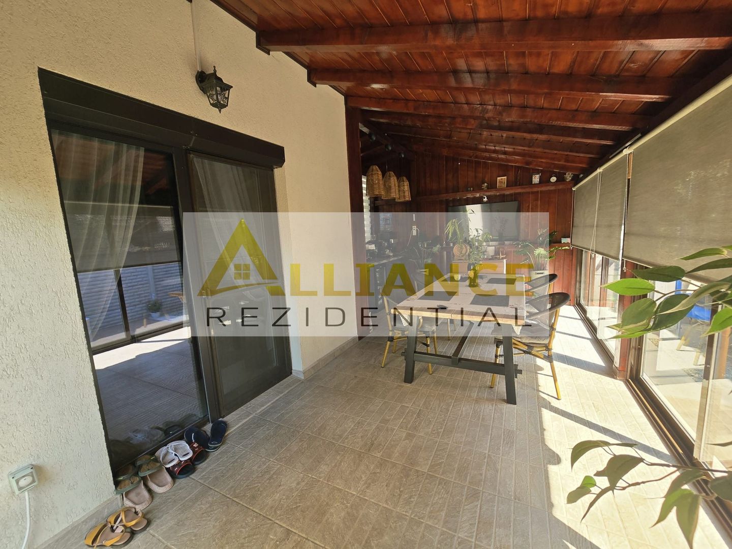 Casa Berceni: 4 cam, 2 bai, curte, incalzire pardoseala, panouri 6kW - Poză 24