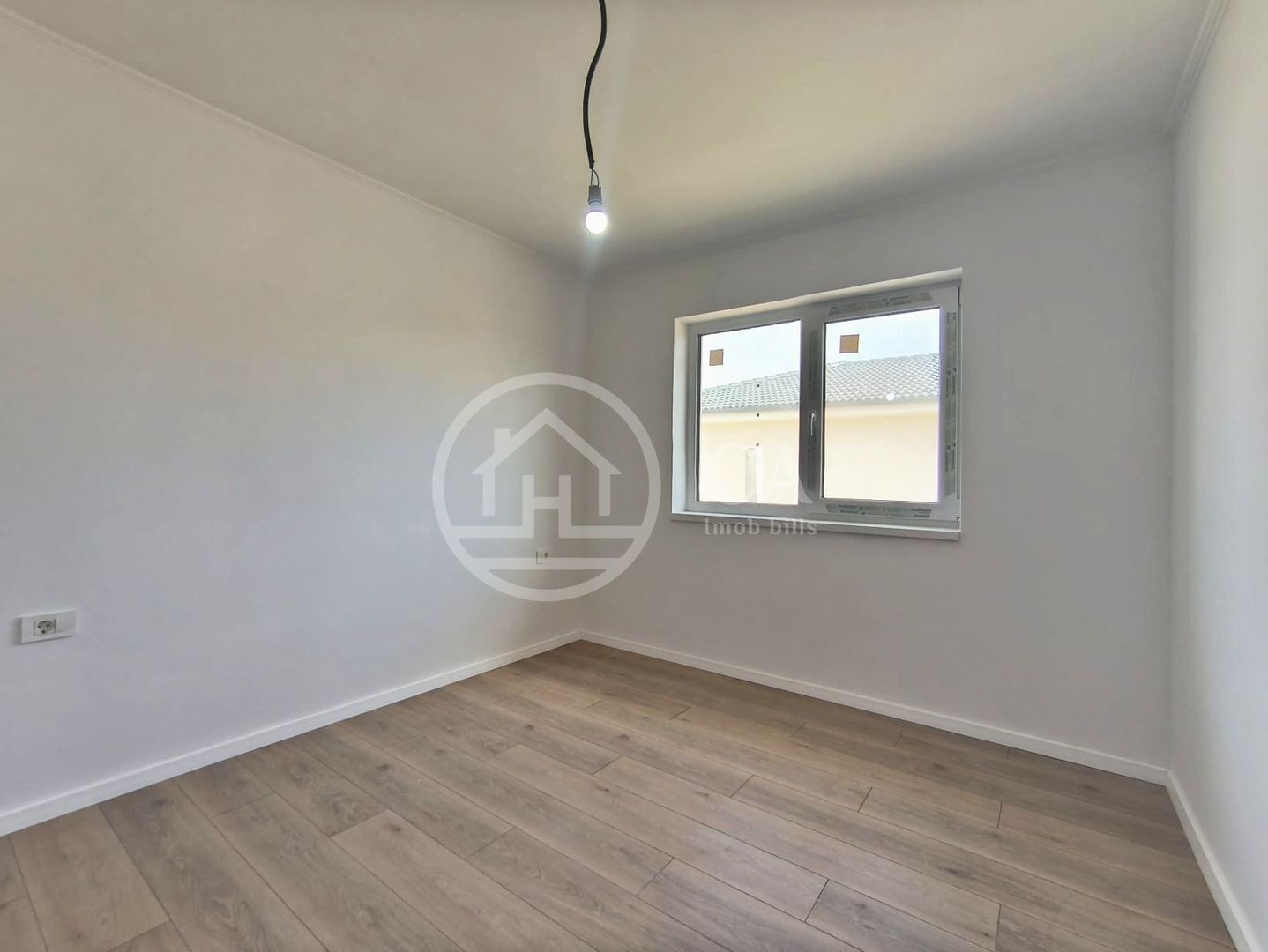 Casa de inchiriat cu 4 camere in Cheriu, Bihor - Poză 10