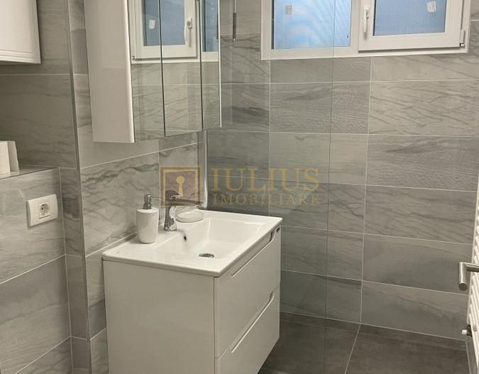 aproape de Medicina| complet renovat-mobilat| centrala proprie| apt superb - Poză 5