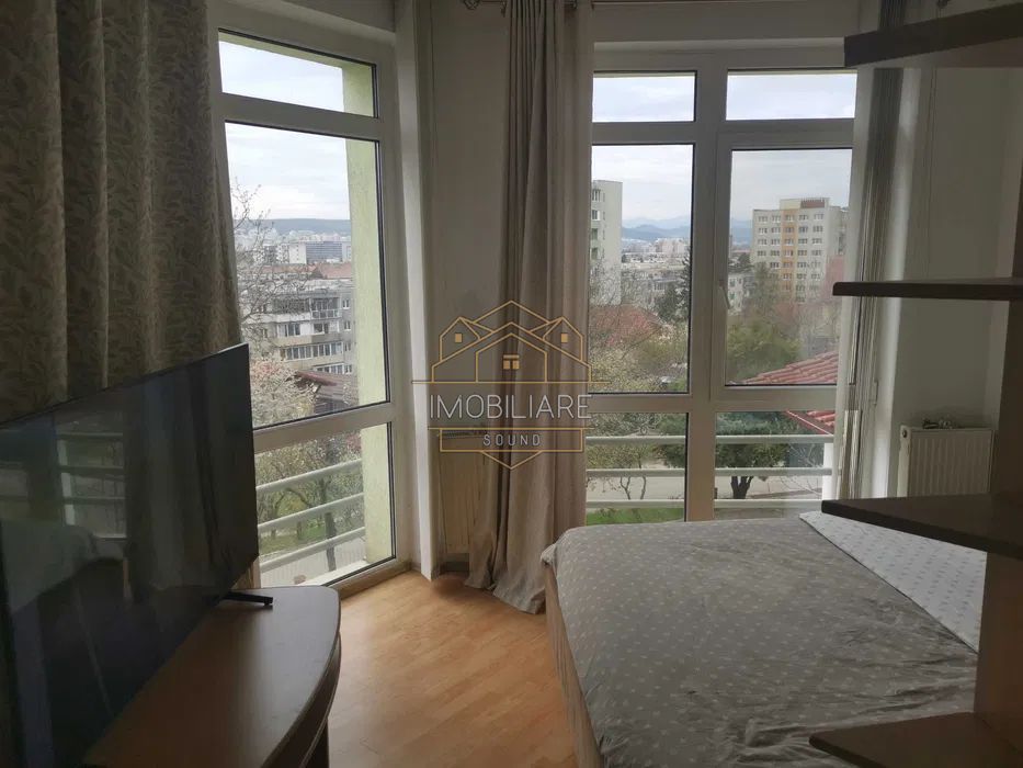 Apartament mare, luminos și spațios cu o grădină de vis în Grigorescu - Poză 1