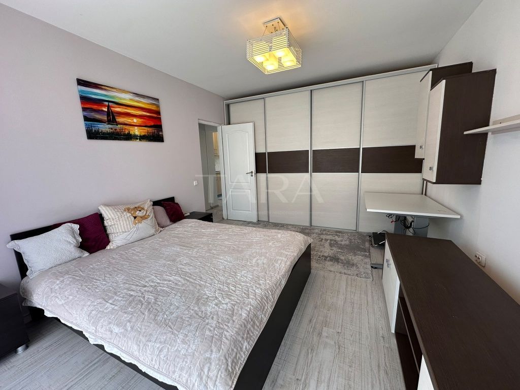 Apartament cu 2 camere și două balcoane în Florești + parcare. - Poză 2