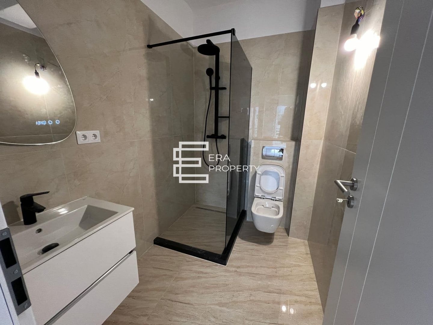 Apartament 3 camere, 71 mp,gradina 42 mp -  Selimbar - Poză 4