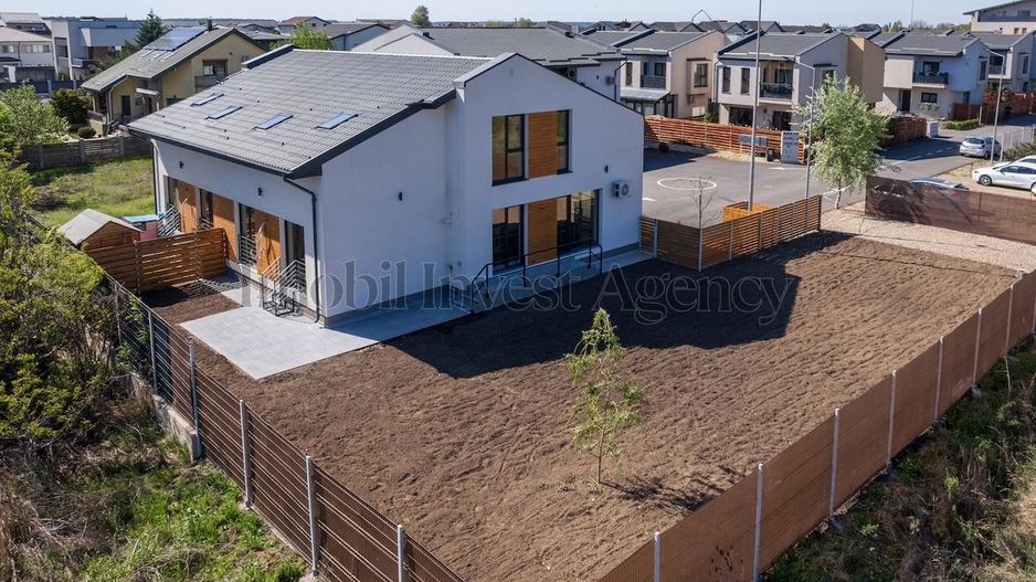 Vila Duplex 5 camere Otopeni - Poză 1